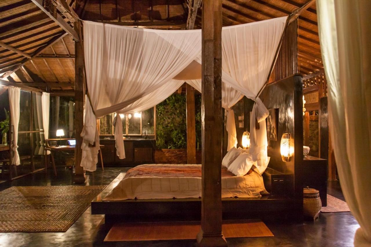 Villa Mahadevi Jungle Retreat Joglo 1 Ubud  Exterior photo